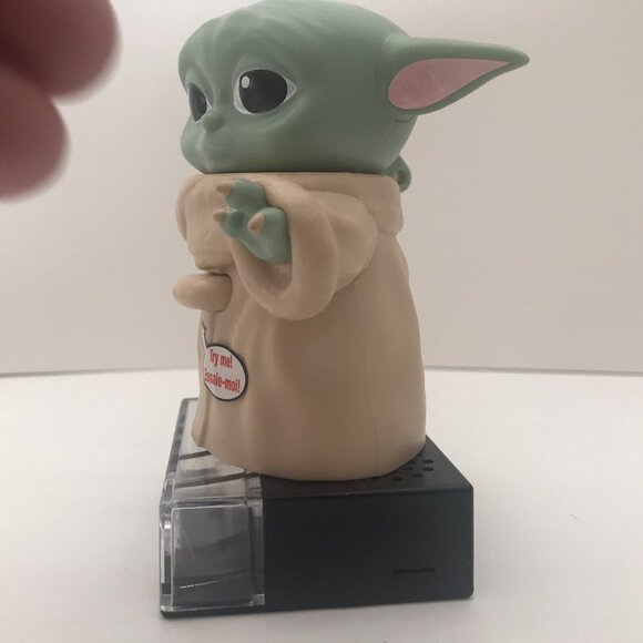 Star Wars Candy Dispensers BB8 and Baby Yoda Dispensers ONLY Baby Yoda has Sound - Picture 3 of 10